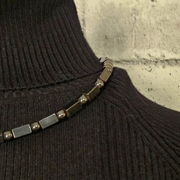 Magnetic Hematite Choker Necklace Unisex Metallic Beaded Minimalist Strand - Picture 3 of 5